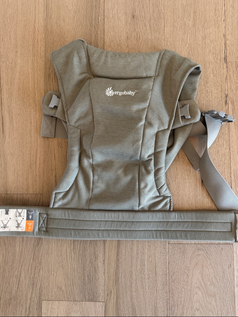 Ergobaby embrace newborn carrier